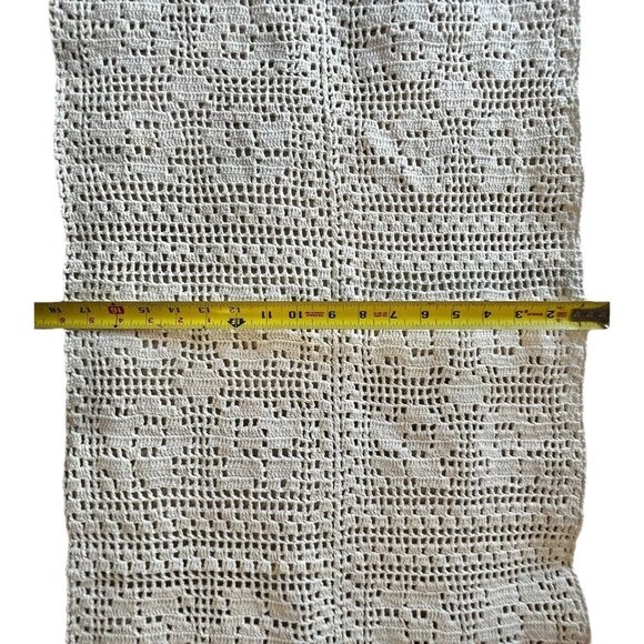 Hand-Crocheted Cream Cotton Table Runner 68" X 18" Floral Pattern Thick Thread - Picture 8 of 9